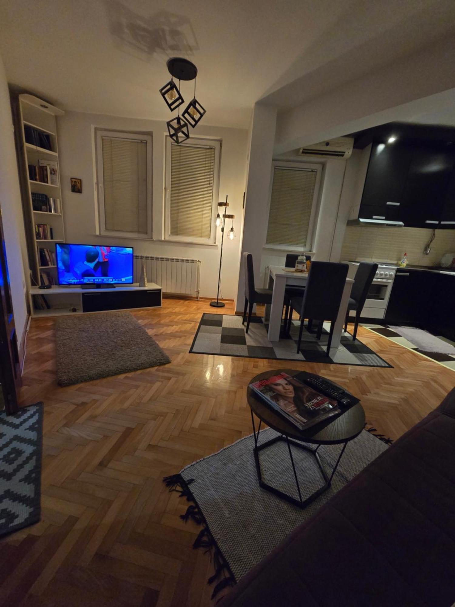 Apartman Veselinovic Free Parking Vranje Eksteriør billede