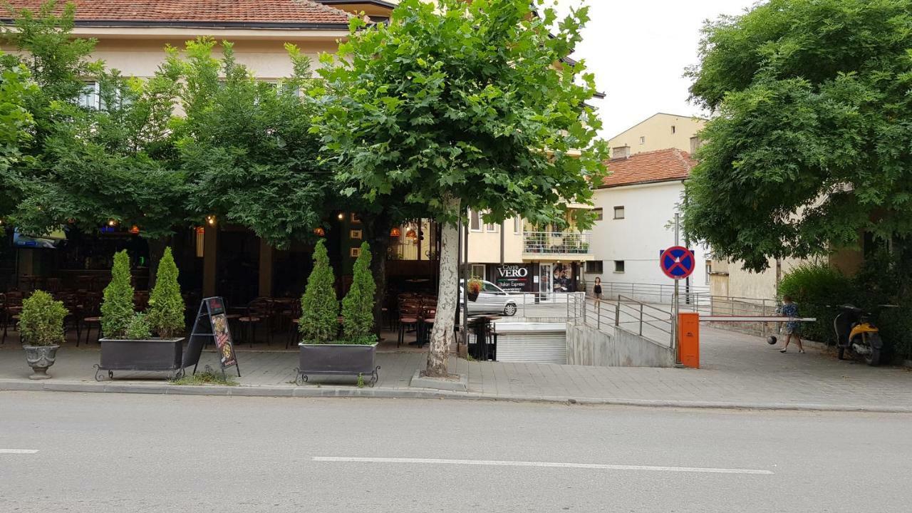 Apartman Veselinovic Free Parking Vranje Eksteriør billede